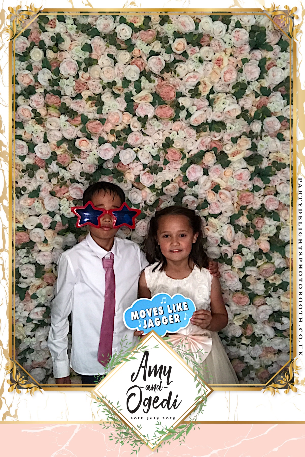 Ogedi and Amy’s Wedding - Prints | View more photos from the event at gallery.partydelightsphotobooth.co.uk/u/PartyDelightsPhotoBooth/Ogedi-and-Amy’s-Wedding-Prints-0